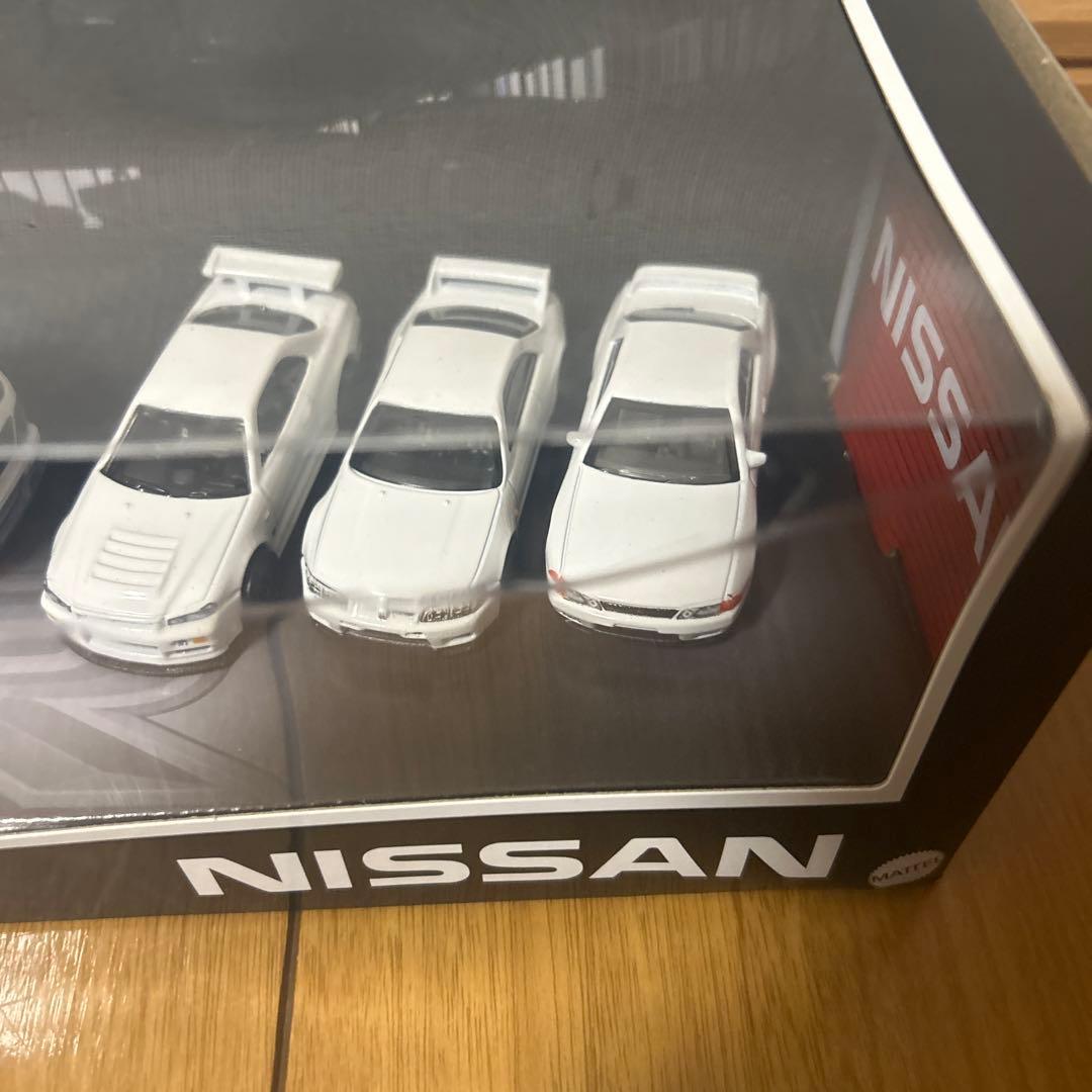 【未開封品】ホットウィールプレミアム 日産スカイラインGT-R コレクターセット