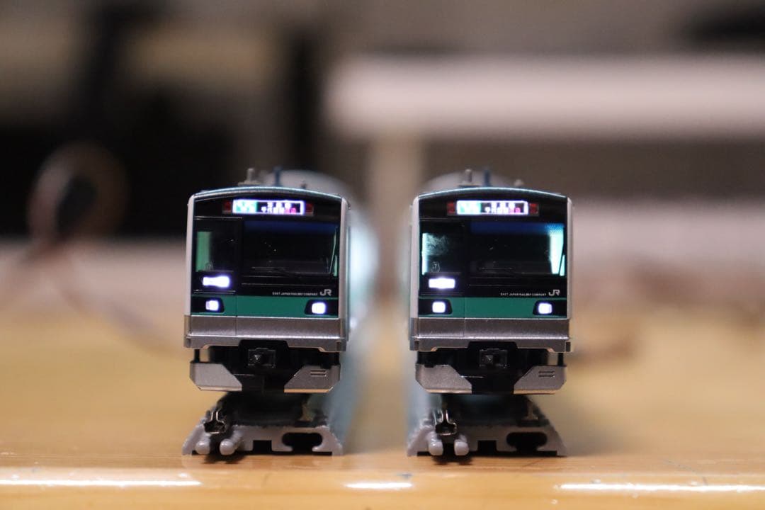 い*読様 TOMIX E233系2000番台通勤電車 10両セット