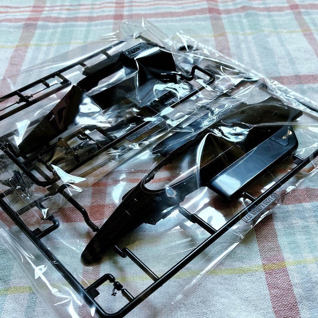 絶版 限定品 フジミ 1/20 ロータス97T・ルノー w/セナフィギュア