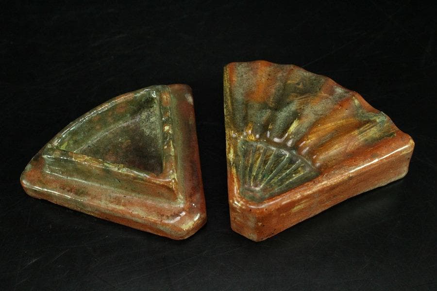 茶道具 赤楽 扇面 香合 在印(K-YC376)