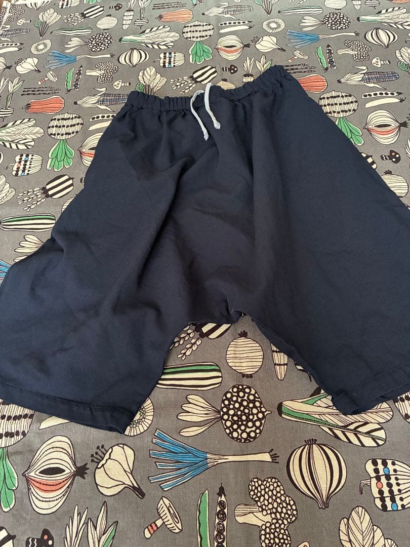 コムデギャルソンコムデギャルソン　サルエルパンツ　紺色　美品