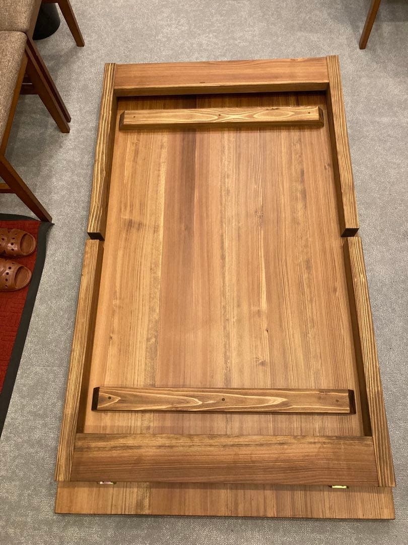 ロ*ん様 木製（杉）ダイニングテーブル