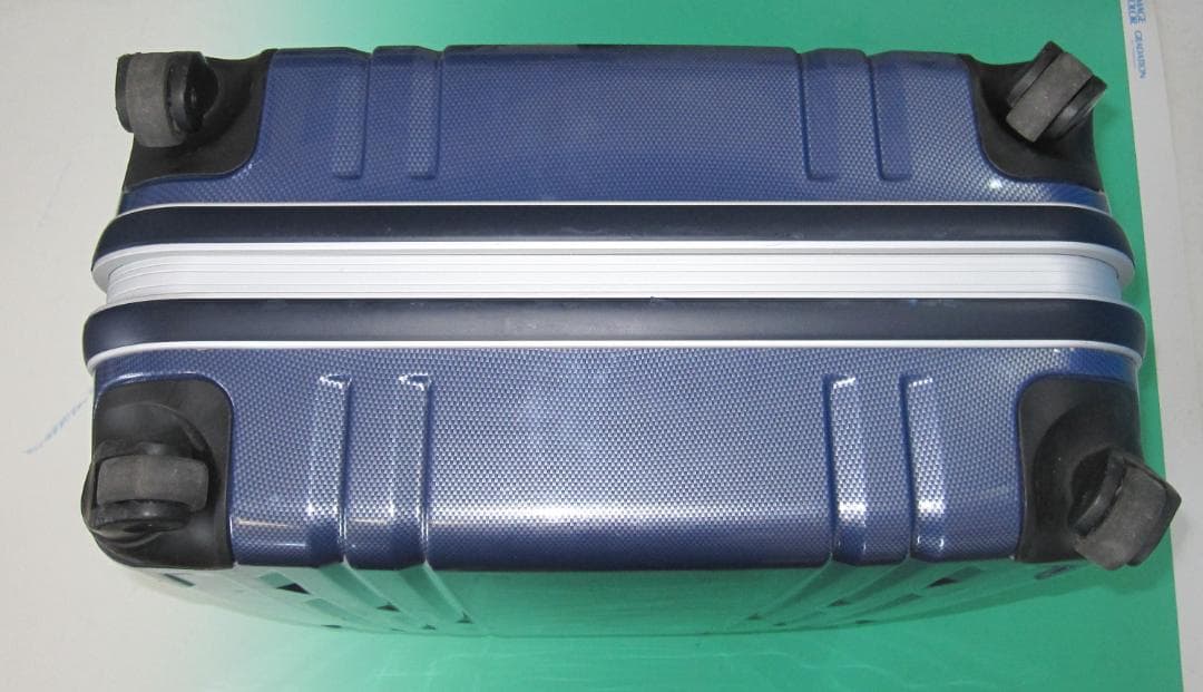 非売品日本代表支給オリンピックロゴ付き大型ネイビーキャリーケース鍵