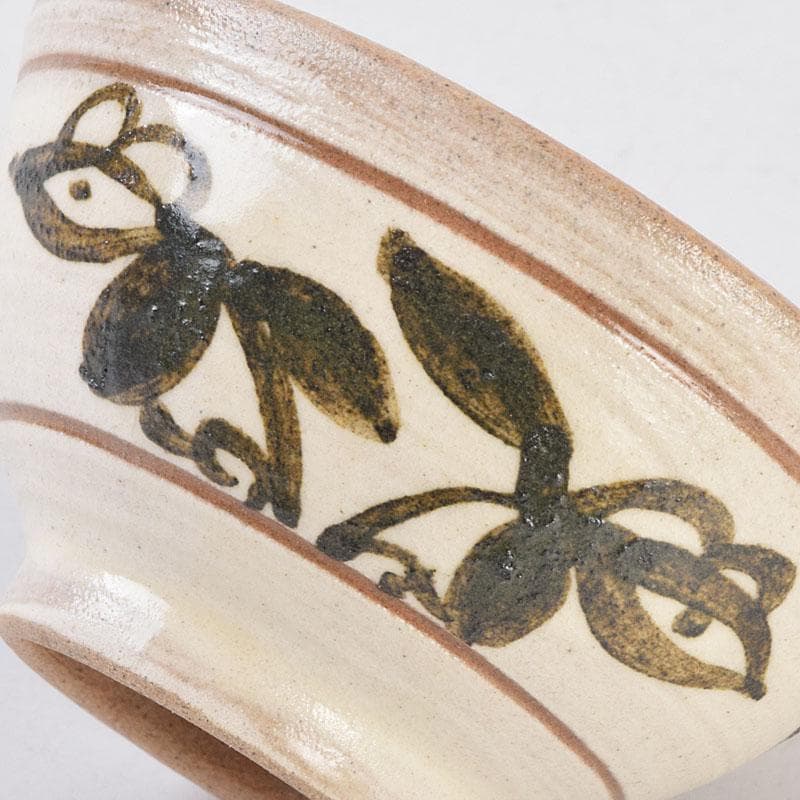 韓国人間国宝 李殷九 粉青刷毛目鐵彩茶碗 六客 共箱 V R9132 - メルカリ