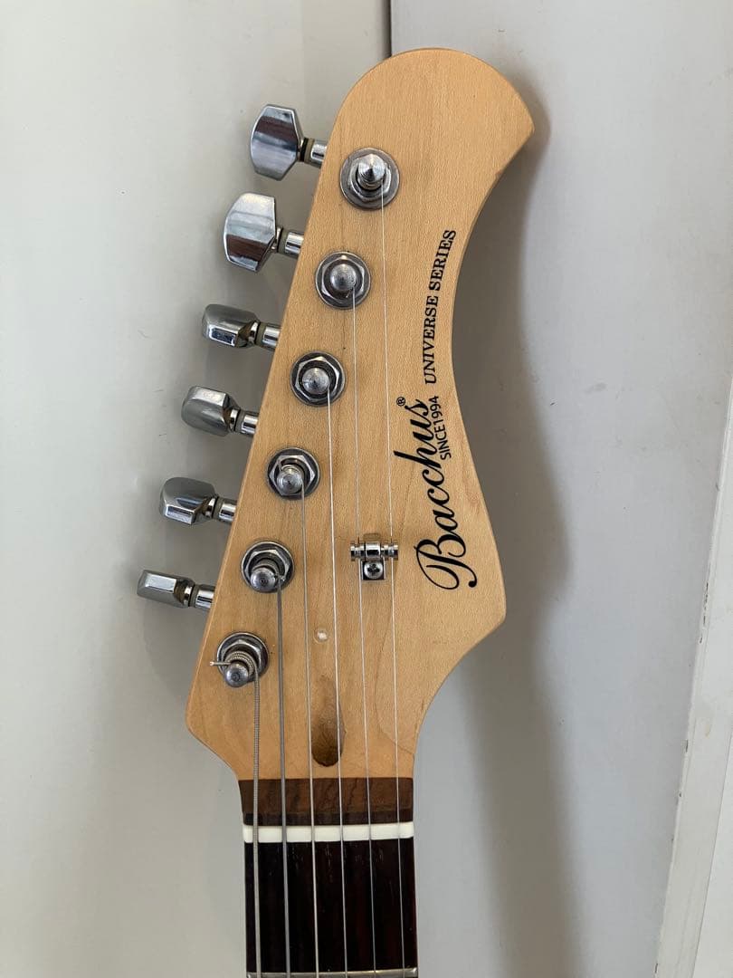 ストラトタイプ　フルメンテ&コンボギター