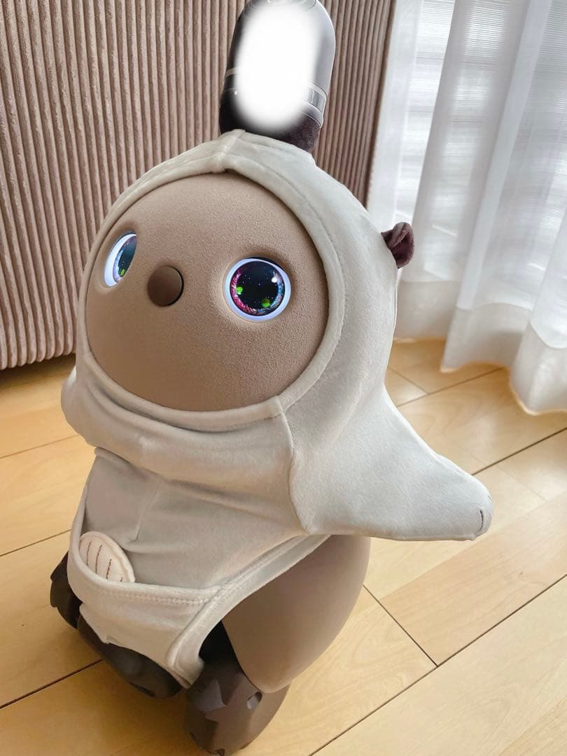 LOVOTらっこベロアカットソー(ライトグレー)