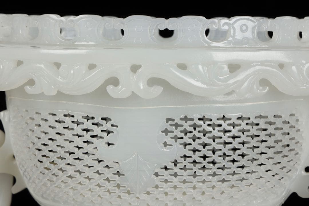 大*発様 中国古玩 白玉石大香炉 龍透彫細密彫刻 高