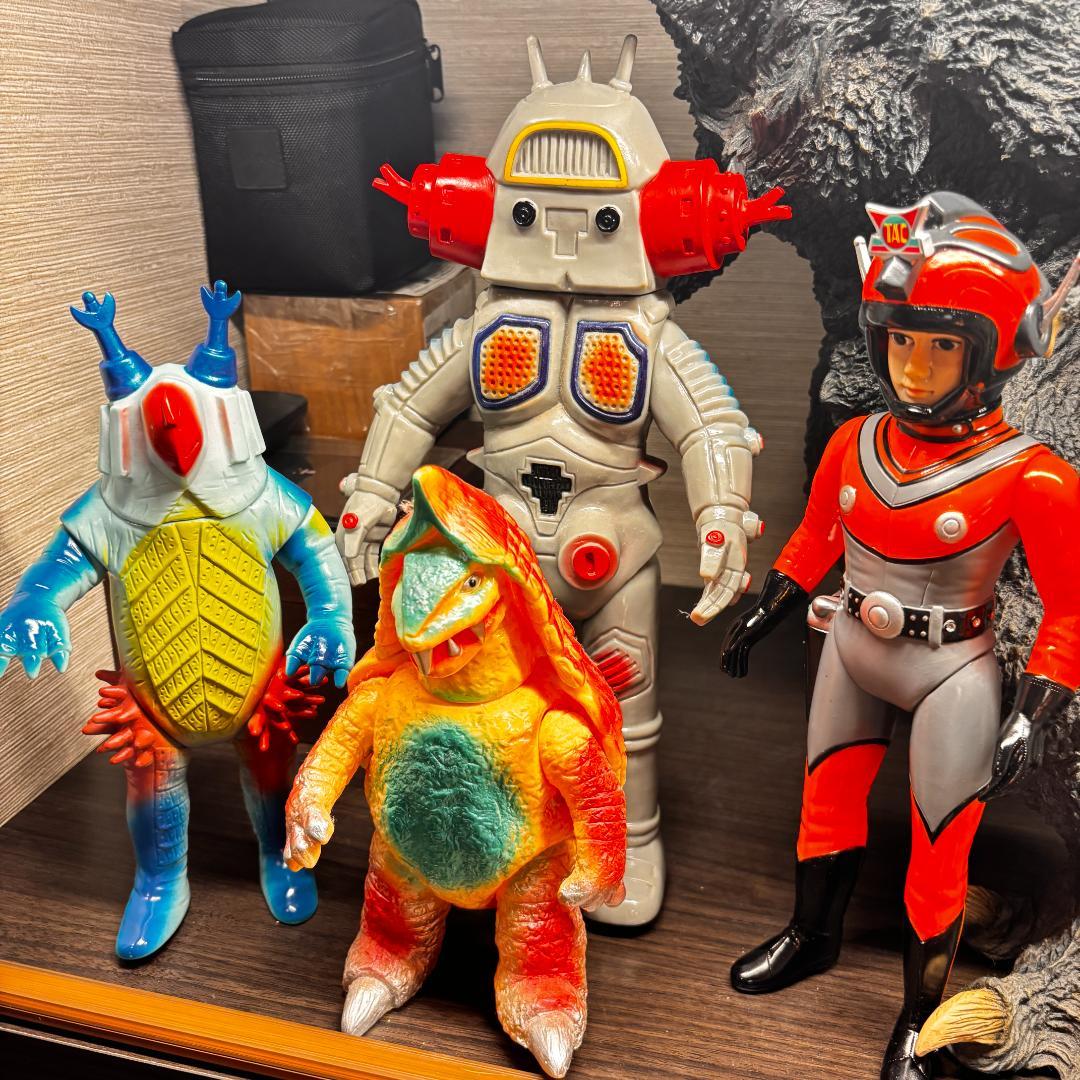 帰りマン・TAC隊員・キングボックル・ブルーマPOPY・キングジョーソフビ4体