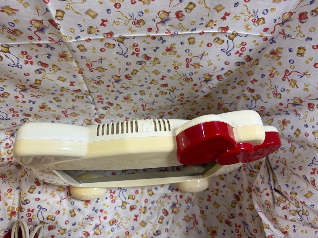 Hello Kitty ハローキティ 液晶テレビ 13.3V