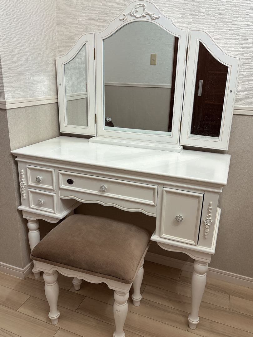 ロマンティックプリンセスアンティーク風ドレッサー/Soleil - メルカリ