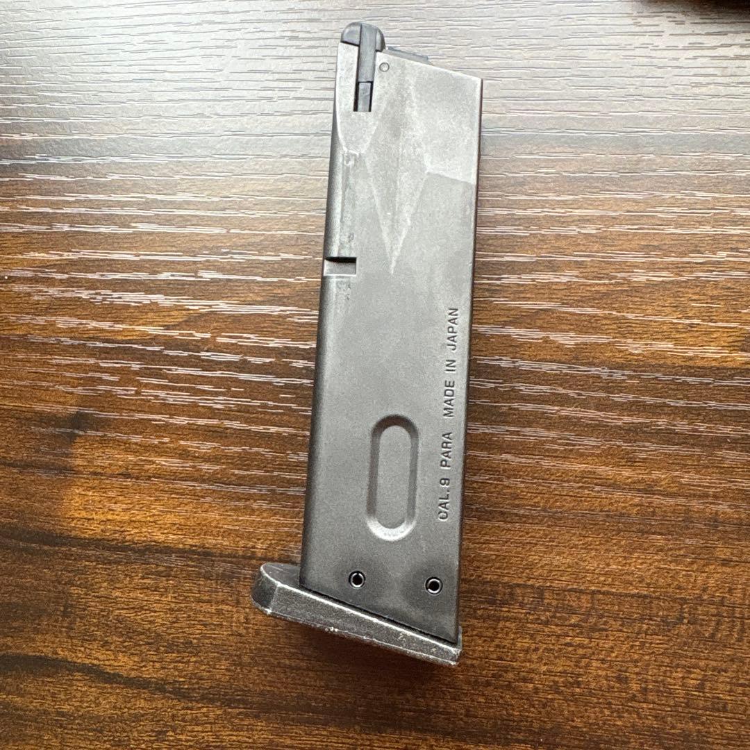 東京マルイ　M9A1ガスガン ブラック レーザーサイト付き