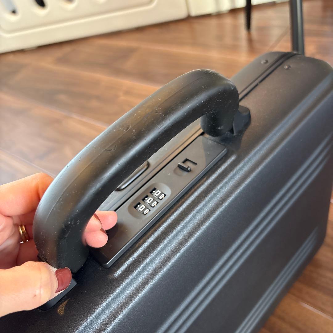 ゼロハリバートン　アタッシュケース　ブリーフケース　ブラック