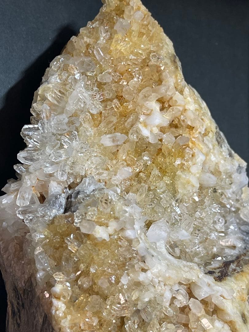 天然水晶クラスター 2.3キロ花咲き水晶クラスター