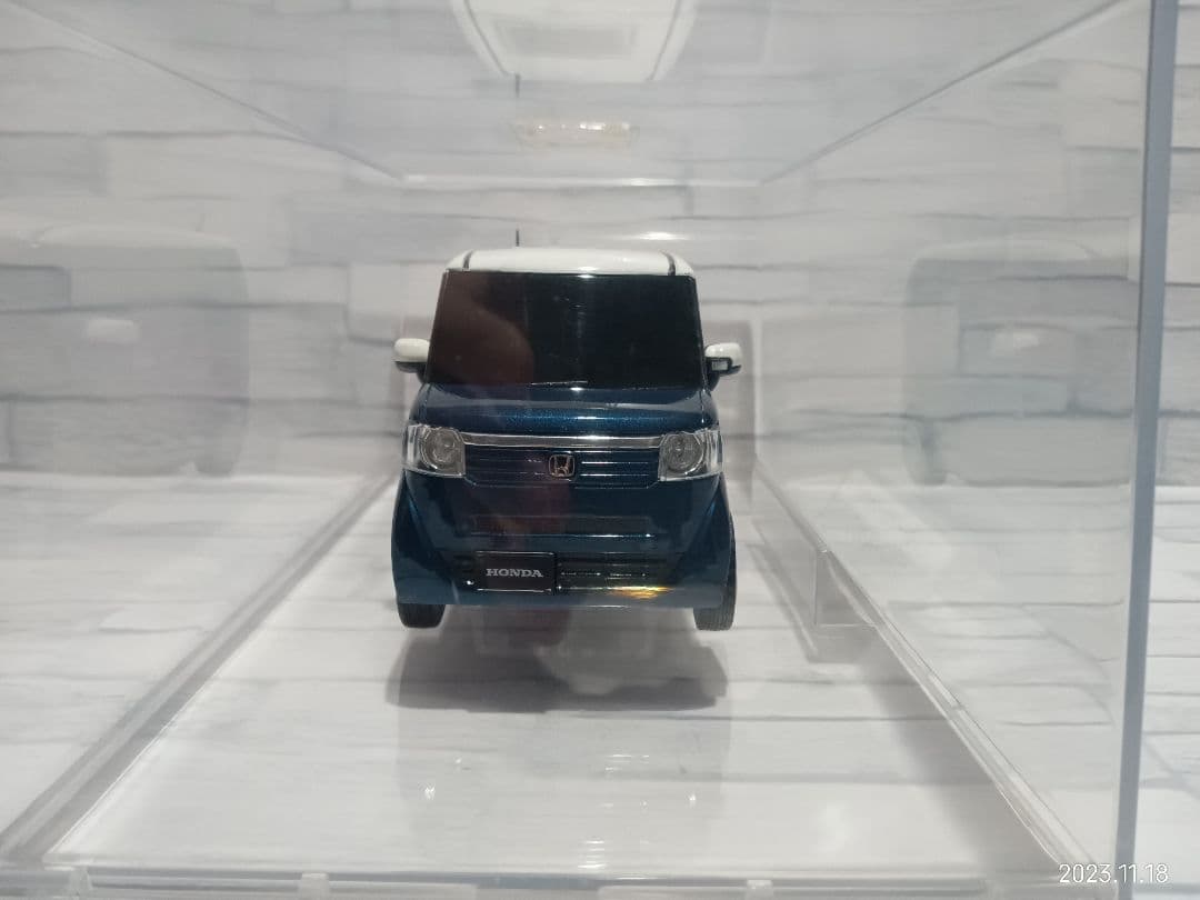 1/24 ホンダ　カラーサンプル　ミニカー　N-BOX ブルー＆ホワイト
