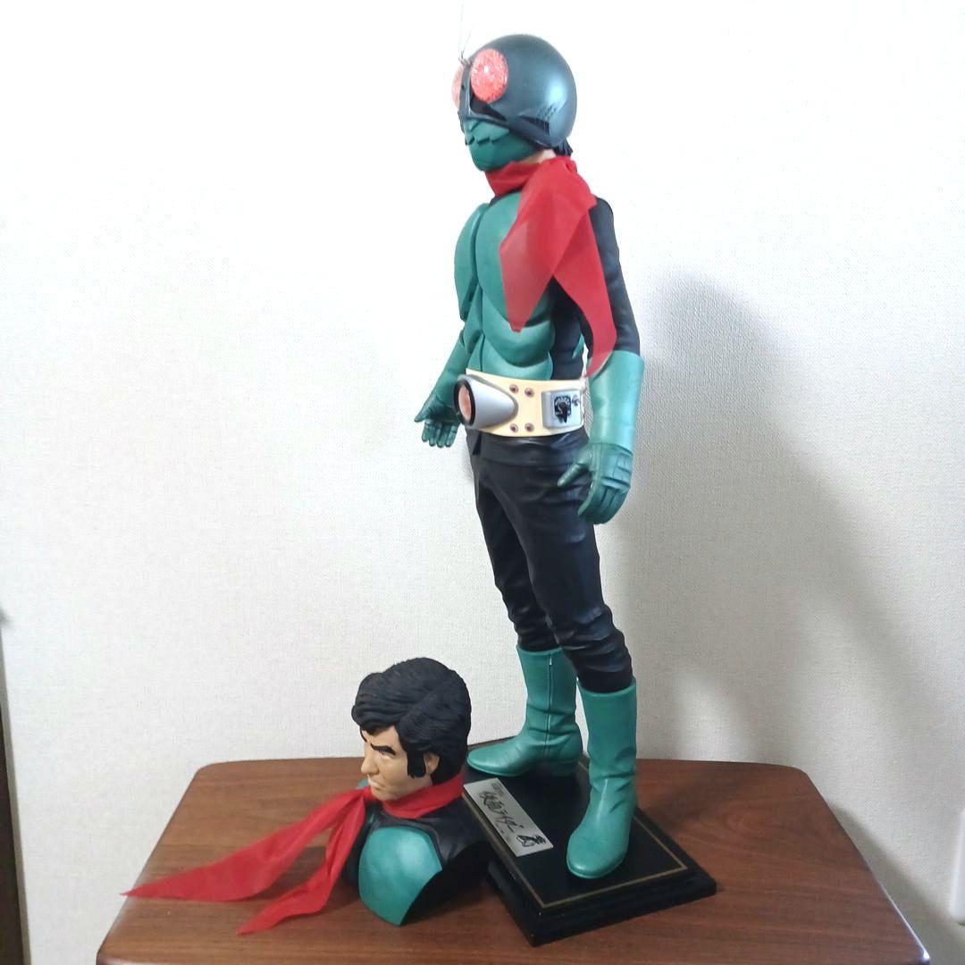 unifive 英雄烈伝 仮面ライダー 本郷猛と仮面ライダー旧1号のフィギュア