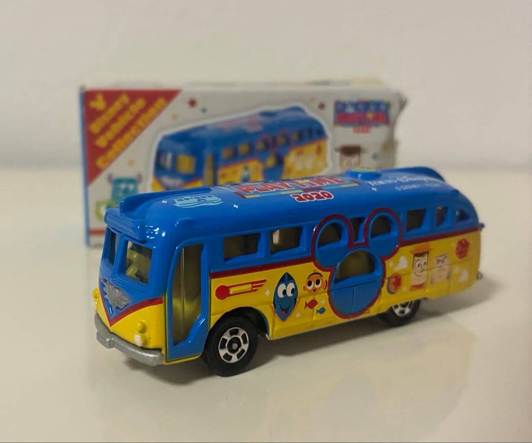 【美品】トミカ　トイストーリー　トイズキャリー（トラック）・トミカ11台セット！