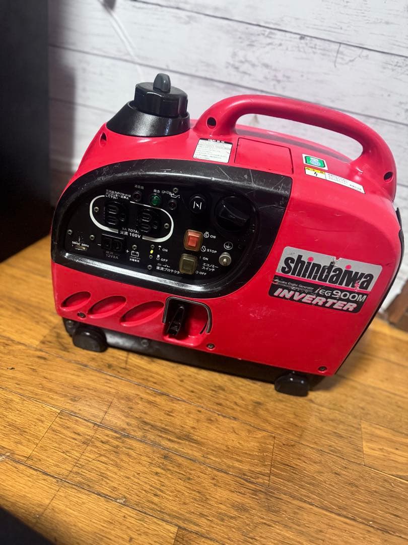 の*り様 新ダイワインバータ発電機EF900M-y 9.0AMP 900VA☆☆