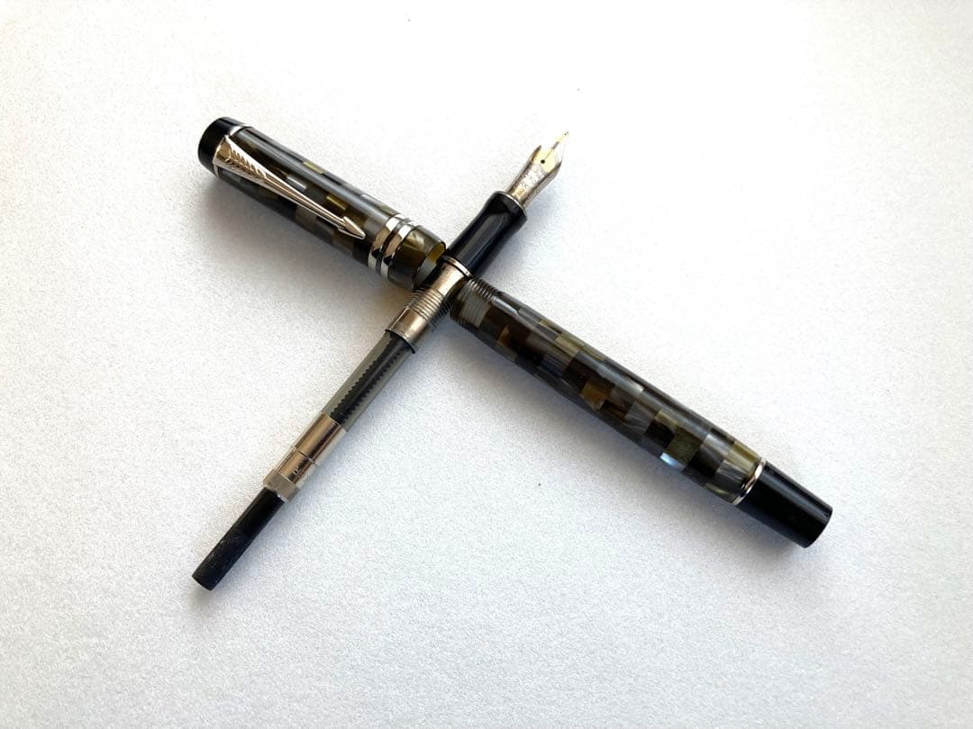 【美品】 パーカー Parker デュオフォールド 万年筆 廃番モデル チェック