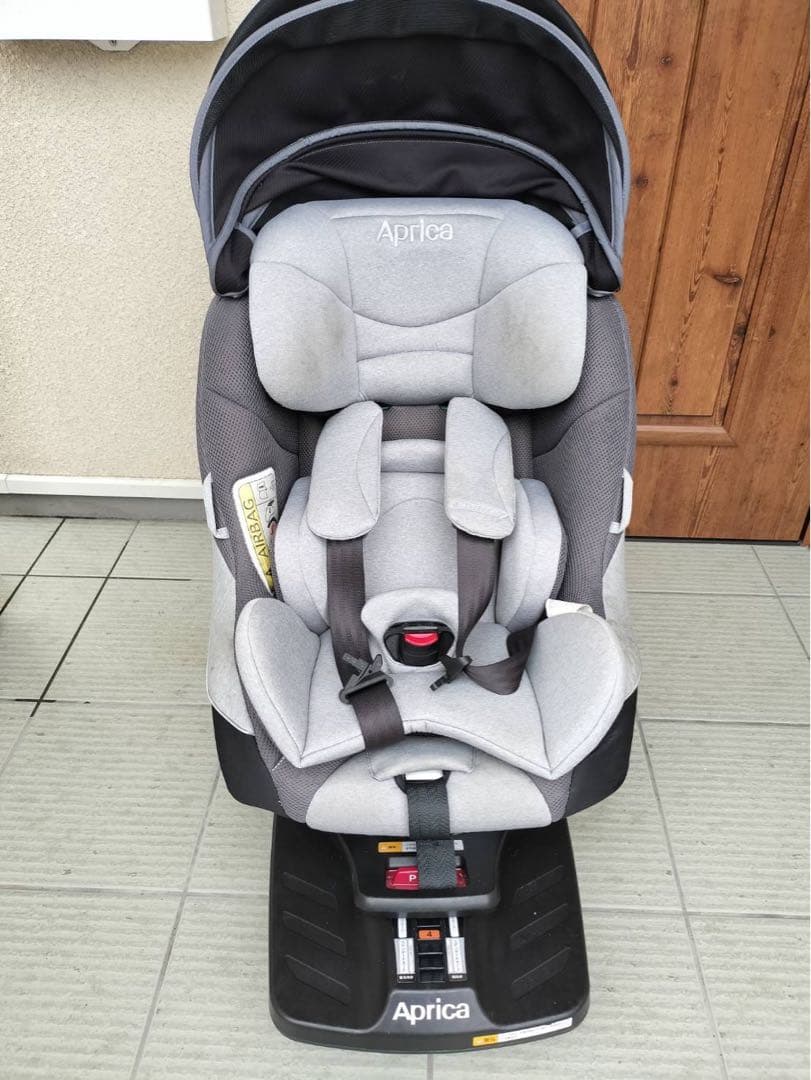 Apricaチャイルドシート グレー ISOFIX対応(※たのメル便で業者配送)