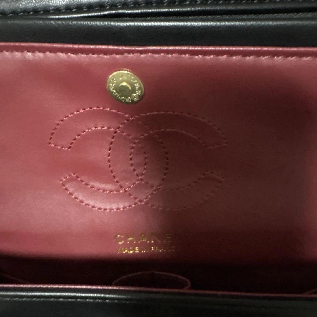 ノベルティCHANEL ブラック キルティング ショルダーバッグ