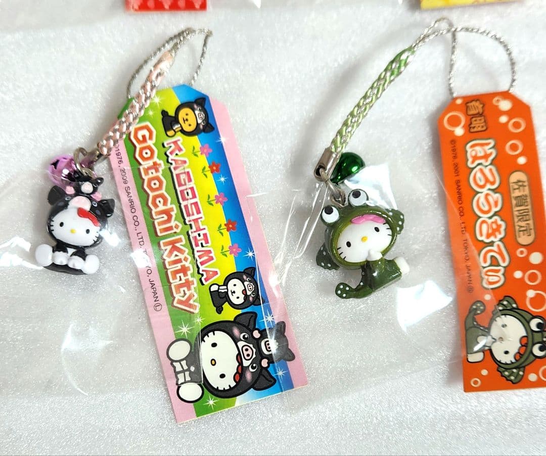 ご当地ハローキティ ストラップ ①