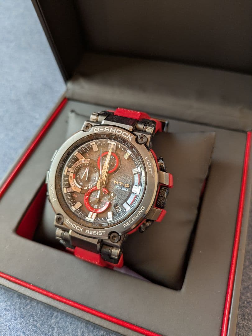 美品 G-SHOCK MTG-B1000B-1A4JF ブラック/レッド