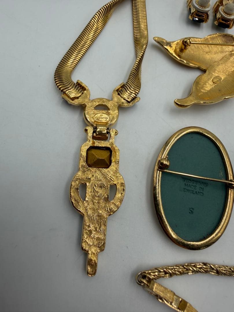 ブランド　アクセサリー　まとめ売り　ジバンシー　ニナリッチ　DIOR など