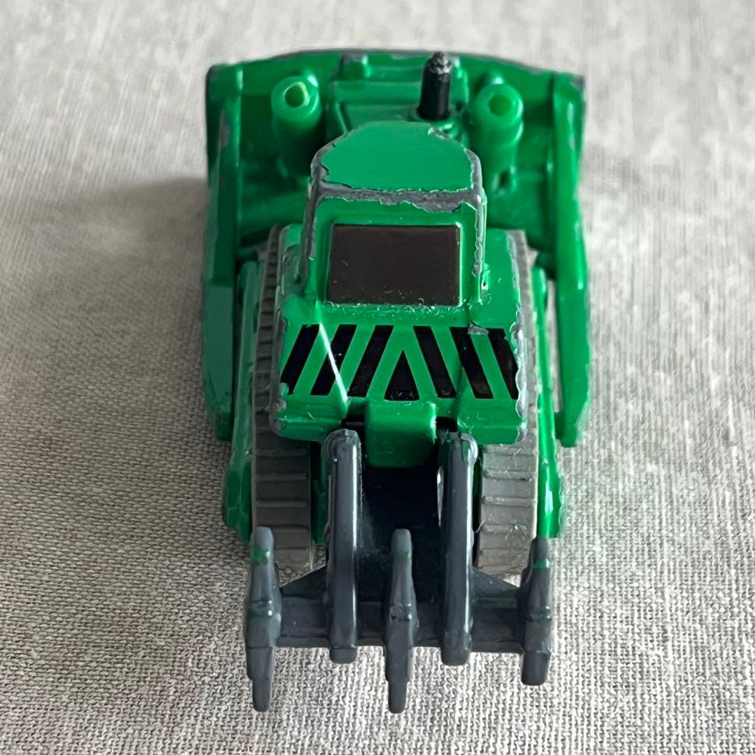 トミカ　働く車　6台セット　工事現場　道路整備　建設車両