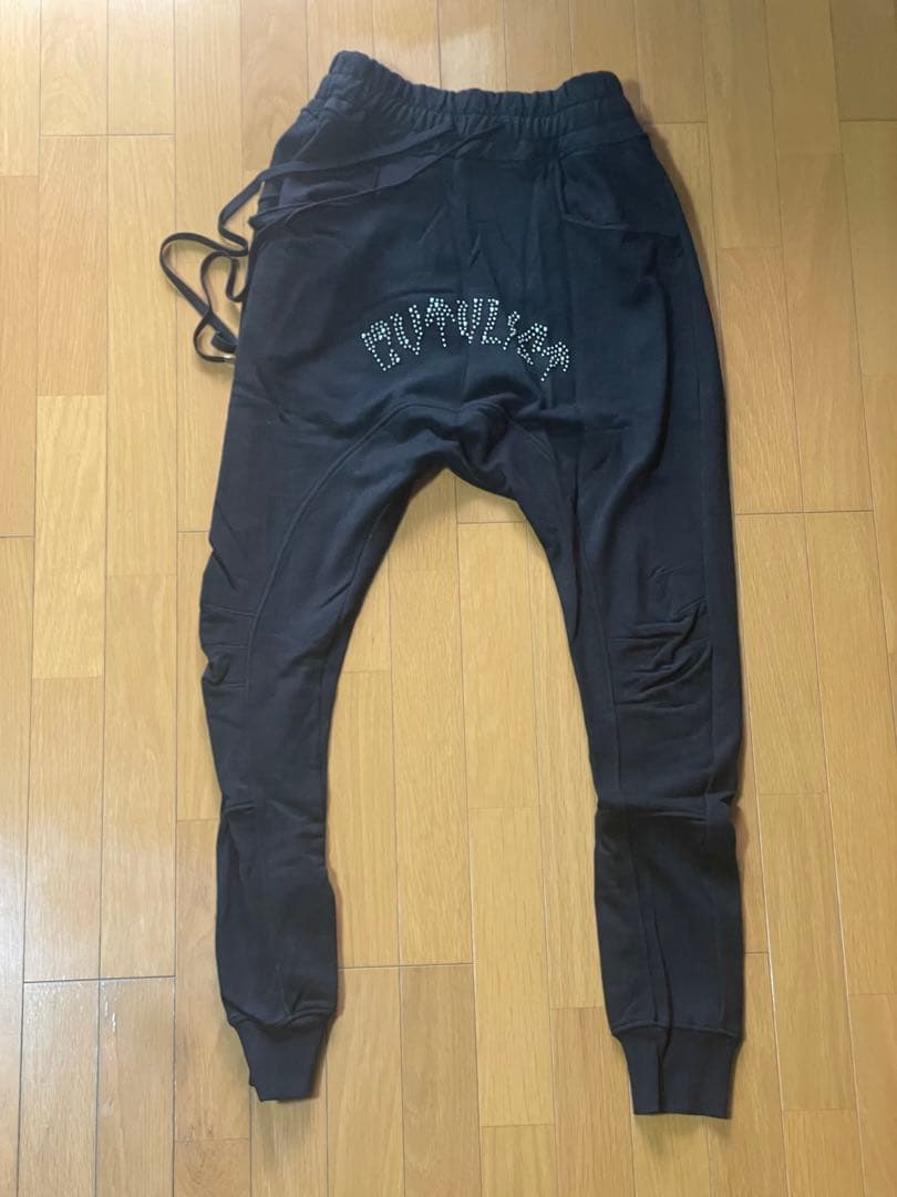 cvtvlist カタリスト　USUALストーンロゴサルエルパンツ 中古・古着通販】CVTVLIST (カタリスト) サルエルパンツ ブラック