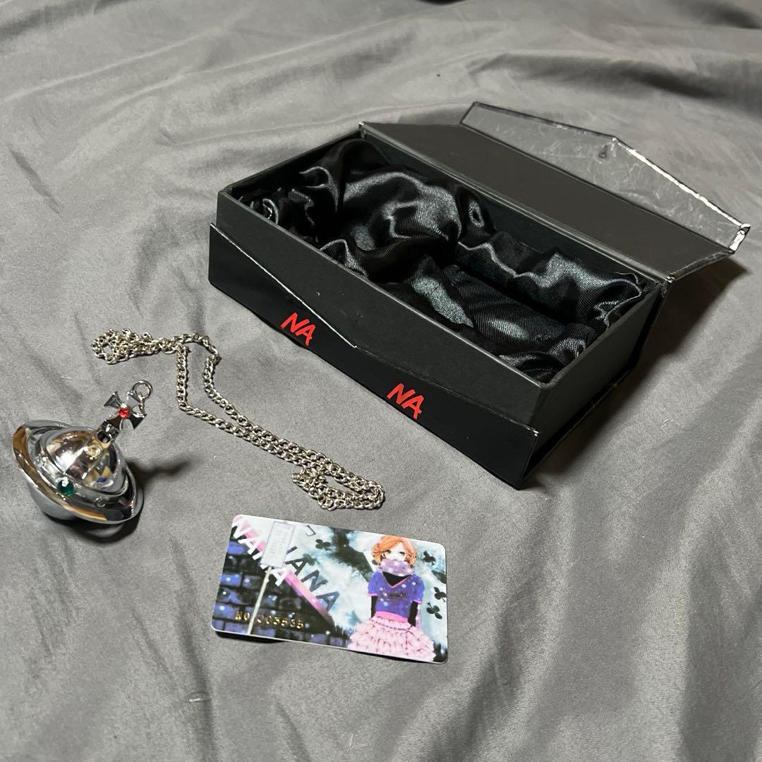 むぎ茶　NANA Vivian Westwood オーブライター