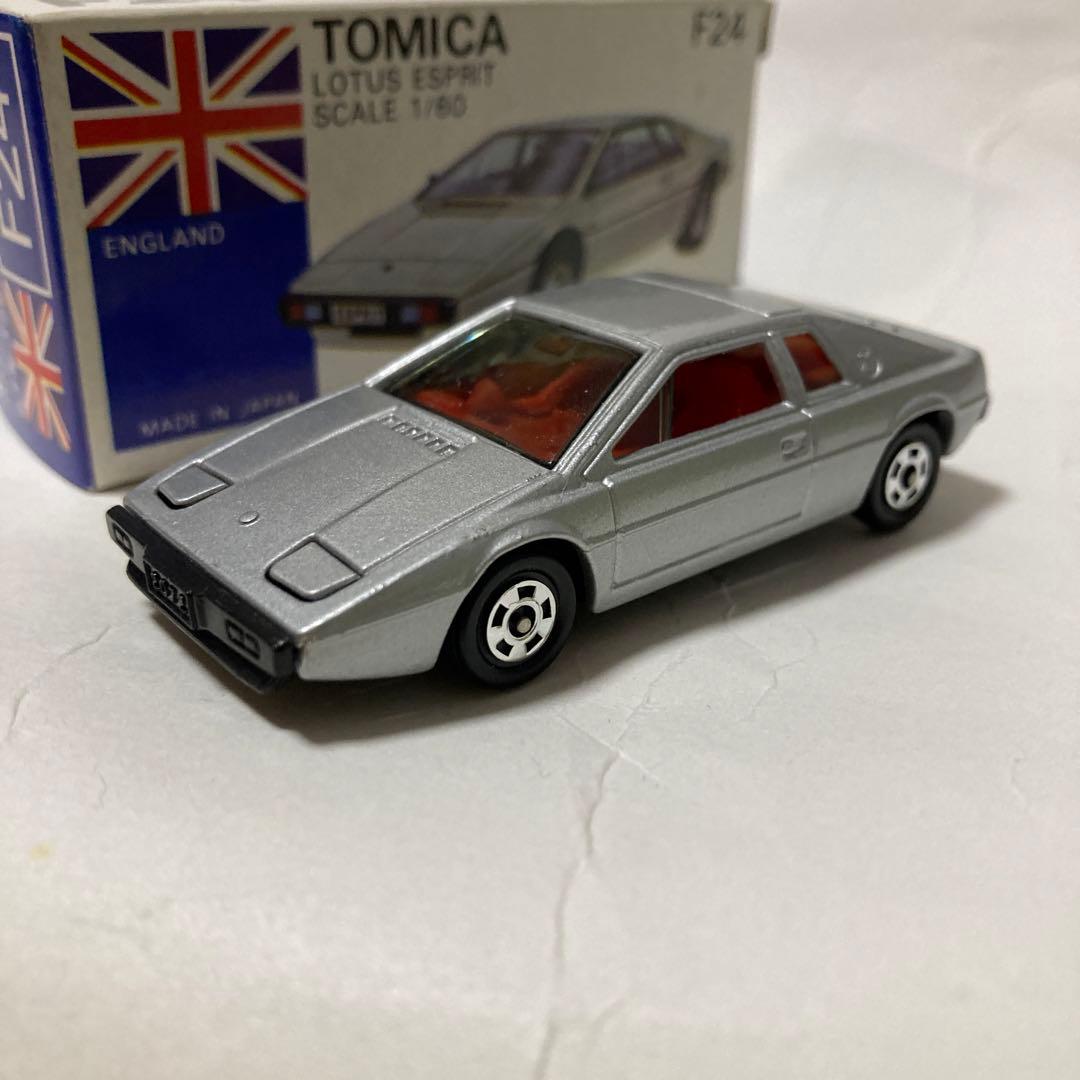 トミカ外国車シリーズ　ロータスエスプリ。輸出仕様　リトラクタブルヘッドライト可動