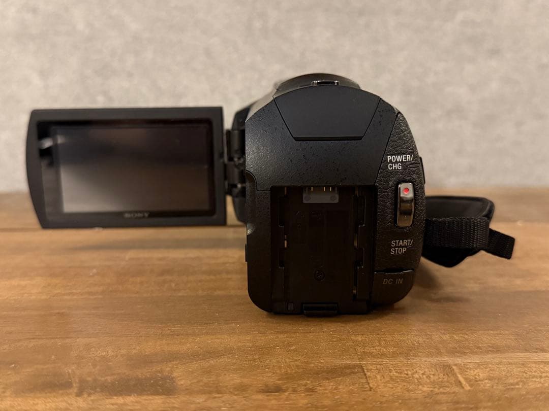 SONY FDR-AX40 ソニー4Kハンディカム　バッテリー2個付