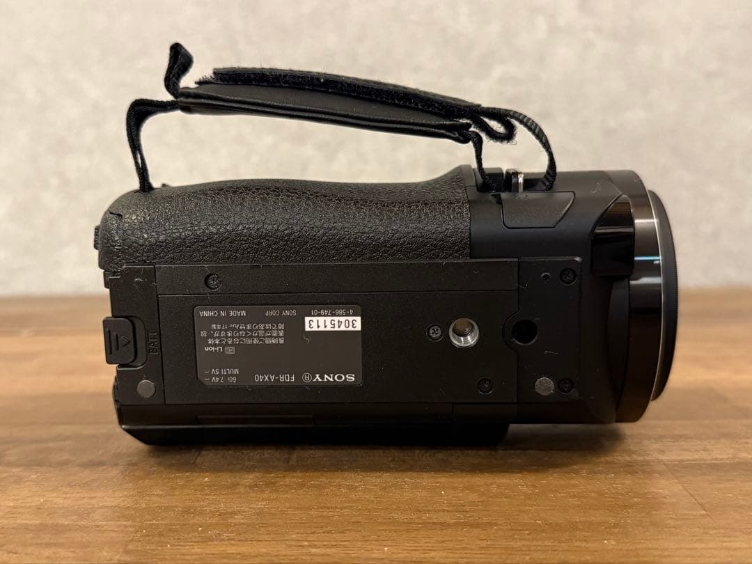 SONY FDR-AX40 ソニー4Kハンディカム　バッテリー2個付