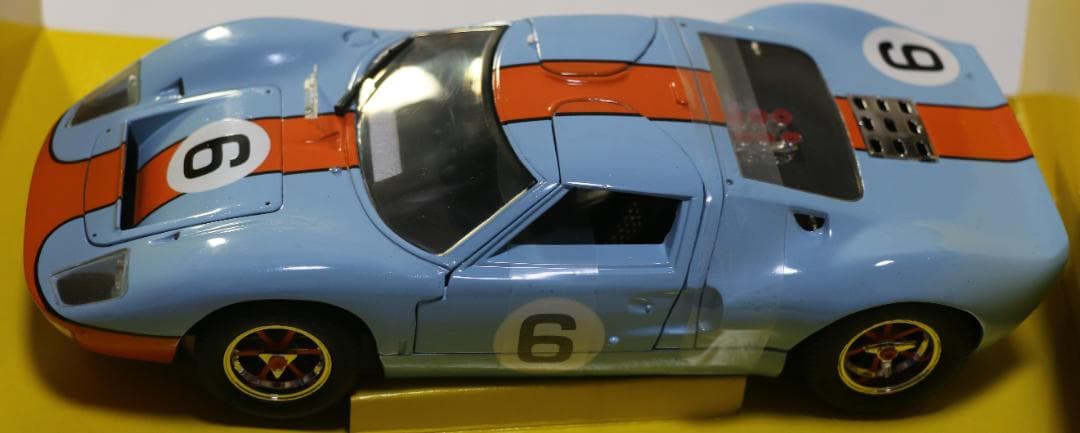 JOUEFエボリューション製 フォードＧＴ４０ 　１９６９ル・マン優勝　1/18