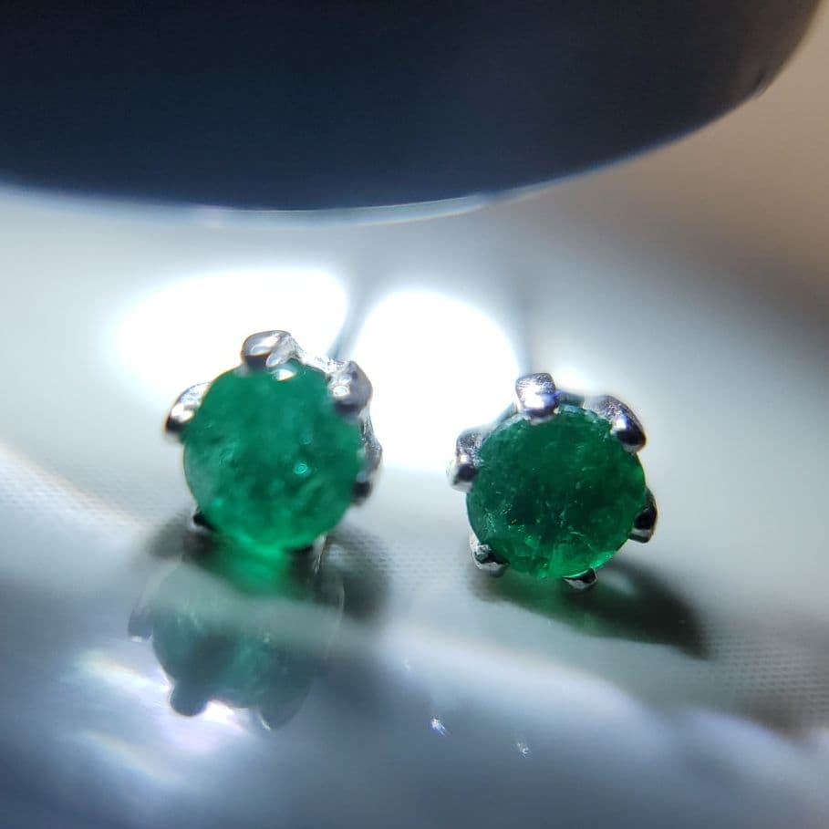 天然エメラルド Pt900 ピアス