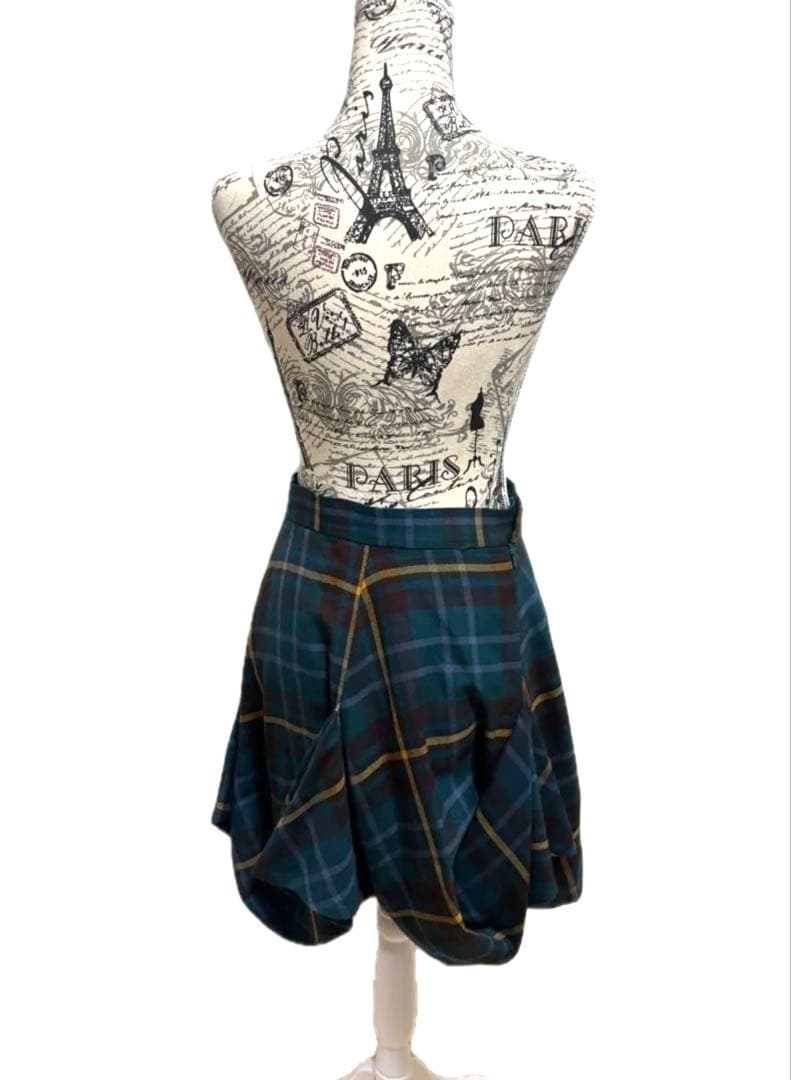 ☆ヴィヴィアンウエストウッド アシメン変形 チェック柄 スカート オーブボタン