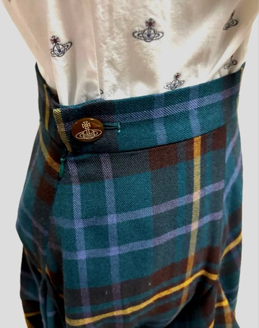 ☆ヴィヴィアンウエストウッド アシメン変形 チェック柄 スカート オーブボタン