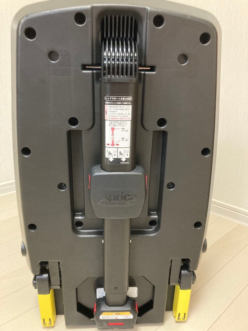 Aprica クルリラ プレミアム 車用チャイルドシート グレー