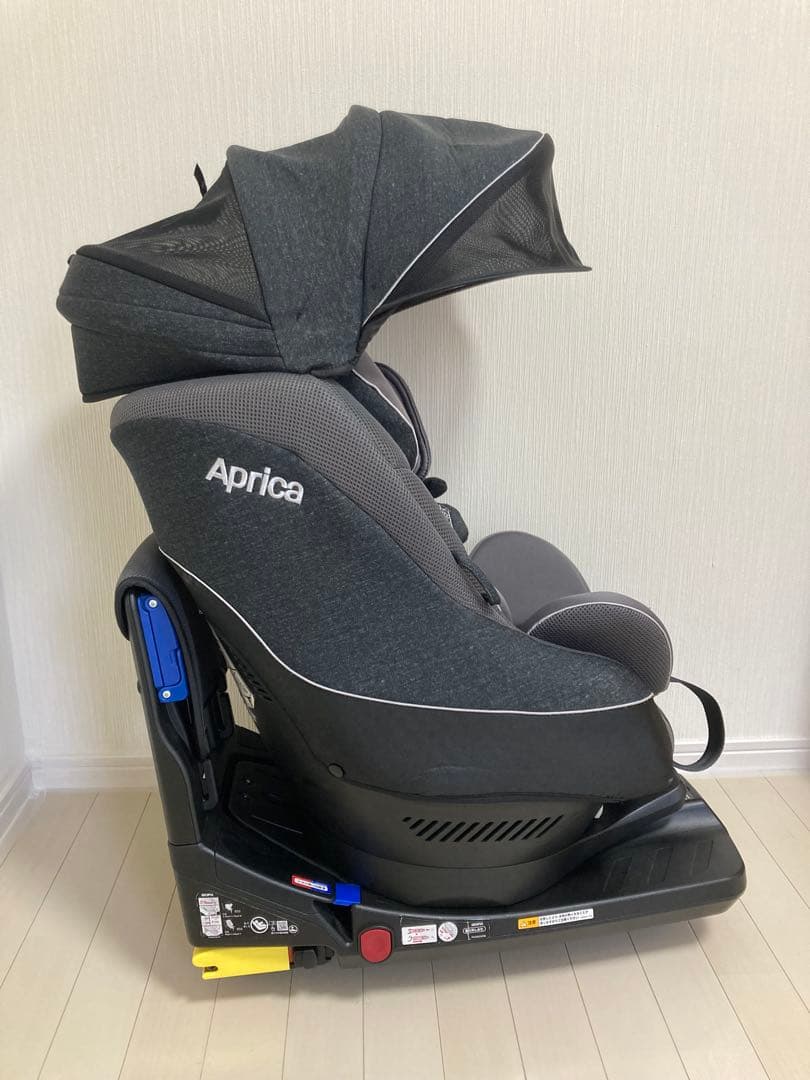 Aprica クルリラ プレミアム 車用チャイルドシート グレー