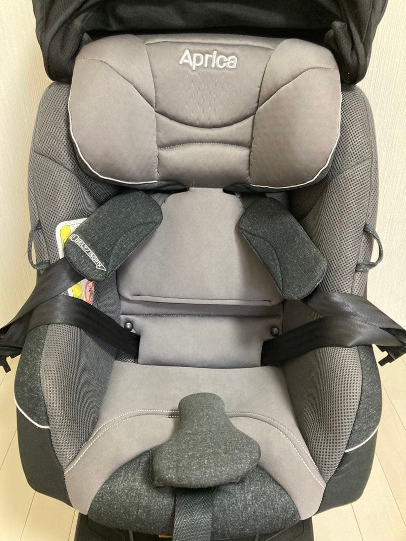 Aprica クルリラ プレミアム 車用チャイルドシート グレー