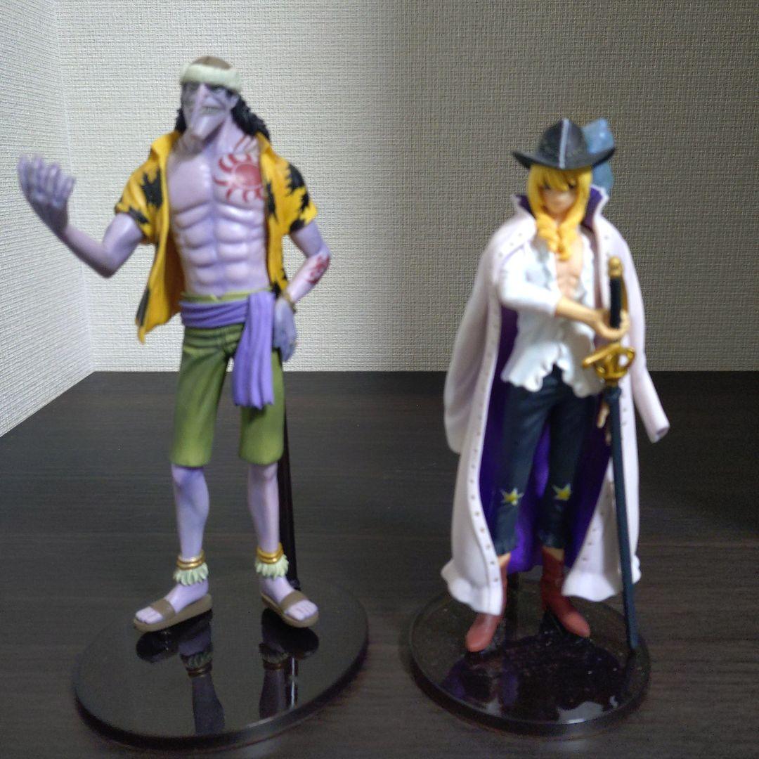 ワンピースフィギュアまとめ売り 8体① - メルカリ