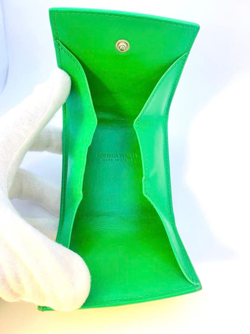 美品　ボッテガヴェネタ　折り畳みパース　小銭入れ　パラキート