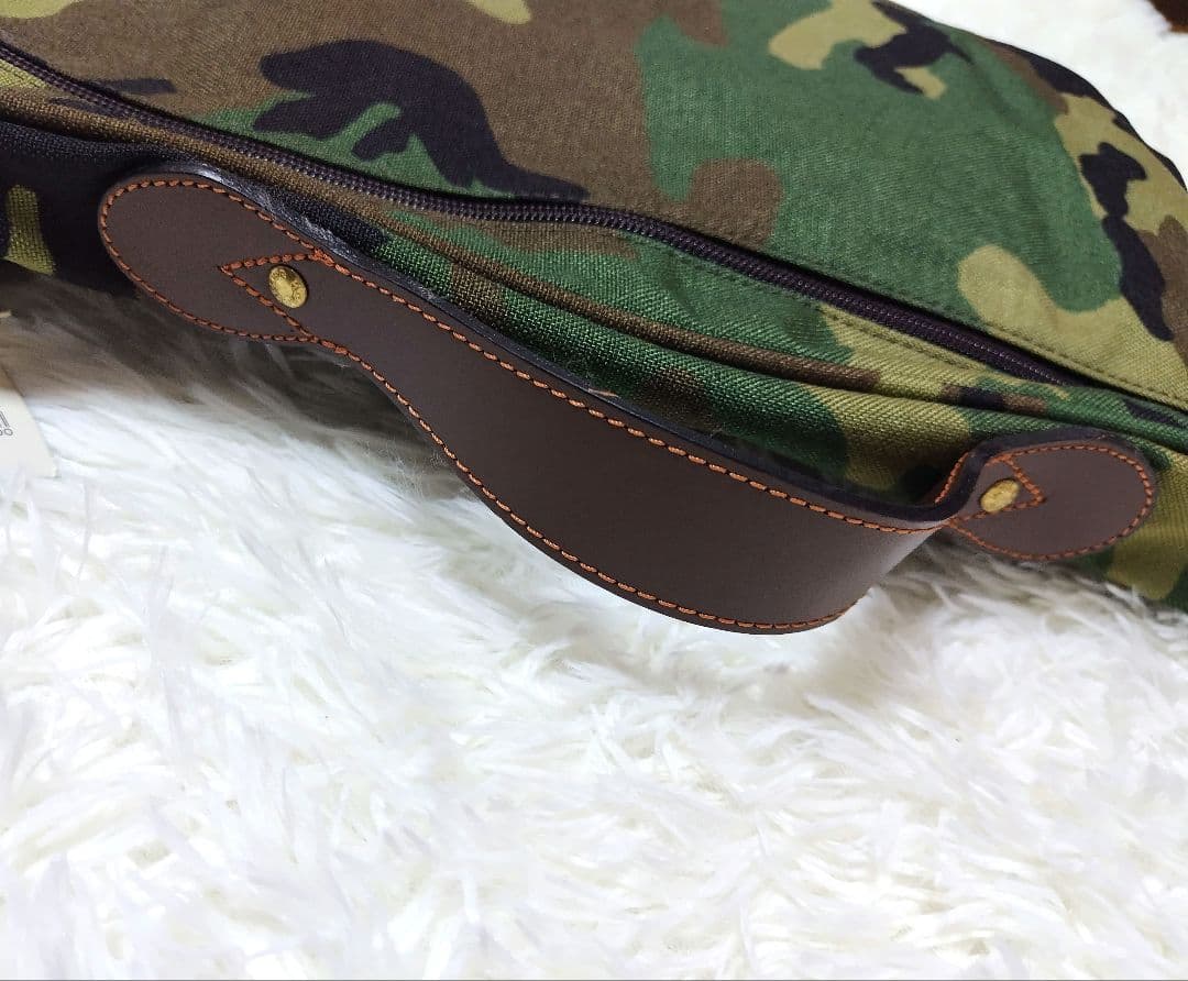 新品タグ付　限定モデル！エルベシャプリエブリーフバッグ カモフラージュ915W