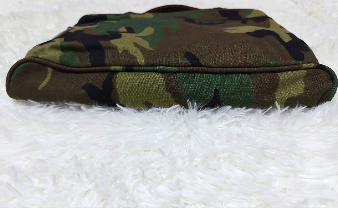 新品タグ付　限定モデル！エルベシャプリエブリーフバッグ カモフラージュ915W