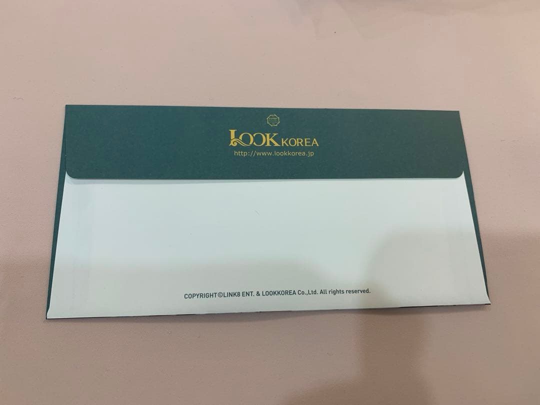 アイドル B1A4 JINYOUNG 2019 Season's Greetings