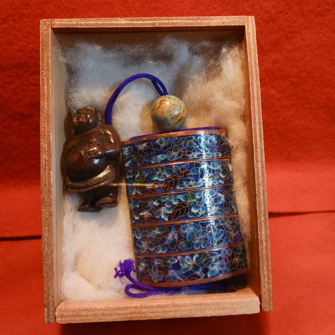 印籠 銅線有線七宝 根付け 緒締め玉付き 古物 - メルカリ