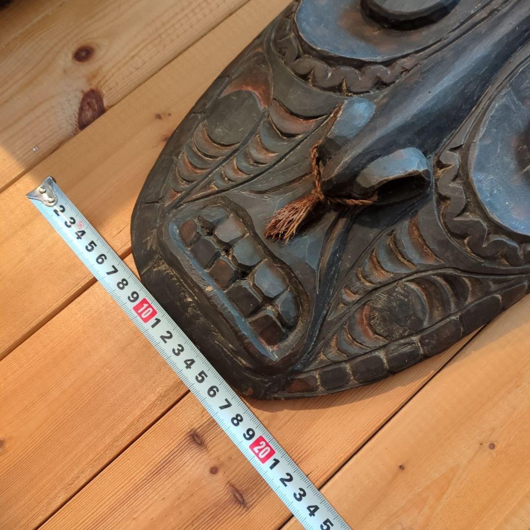 アンティーク パプアニューギニアの木製マスク 長さ62センチ貝殻目