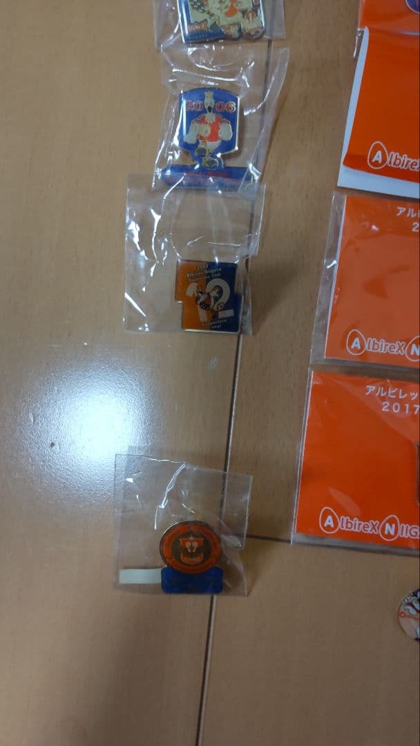 アルビレックス新潟後援会ピンバッジ&靴紐セット