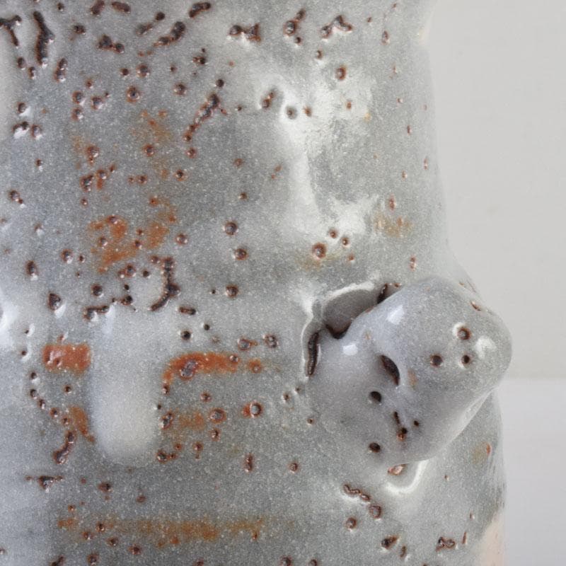 安藤日出武作　鼠志野　双耳花生　花瓶　共箱　V　8585