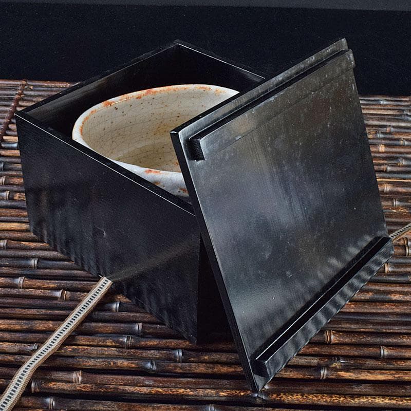 りん様専用 茶道具 志野焼 人間国宝 荒川豊蔵作 沓茶碗 時代箱 V R9380